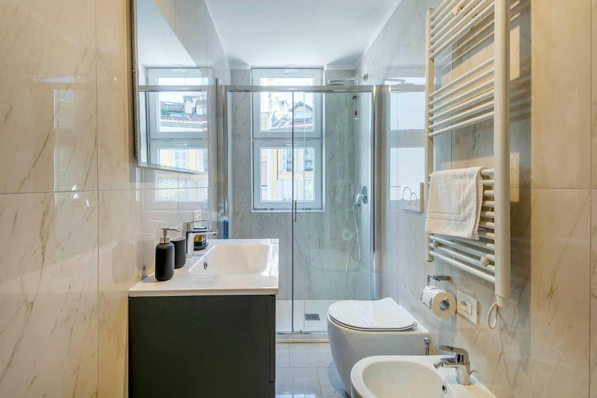 Velasca Tower Apartments Milan Exterior photo