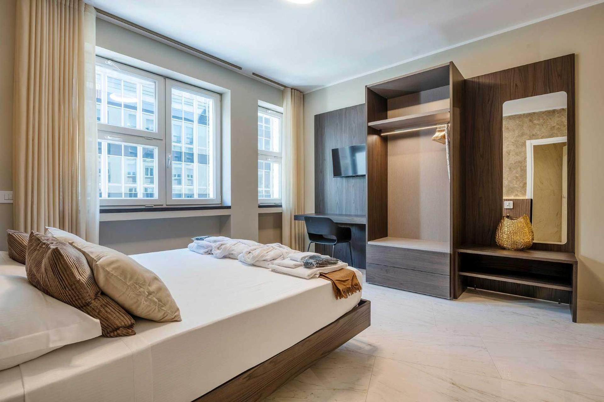 Velasca Tower Apartments Milan Exterior photo