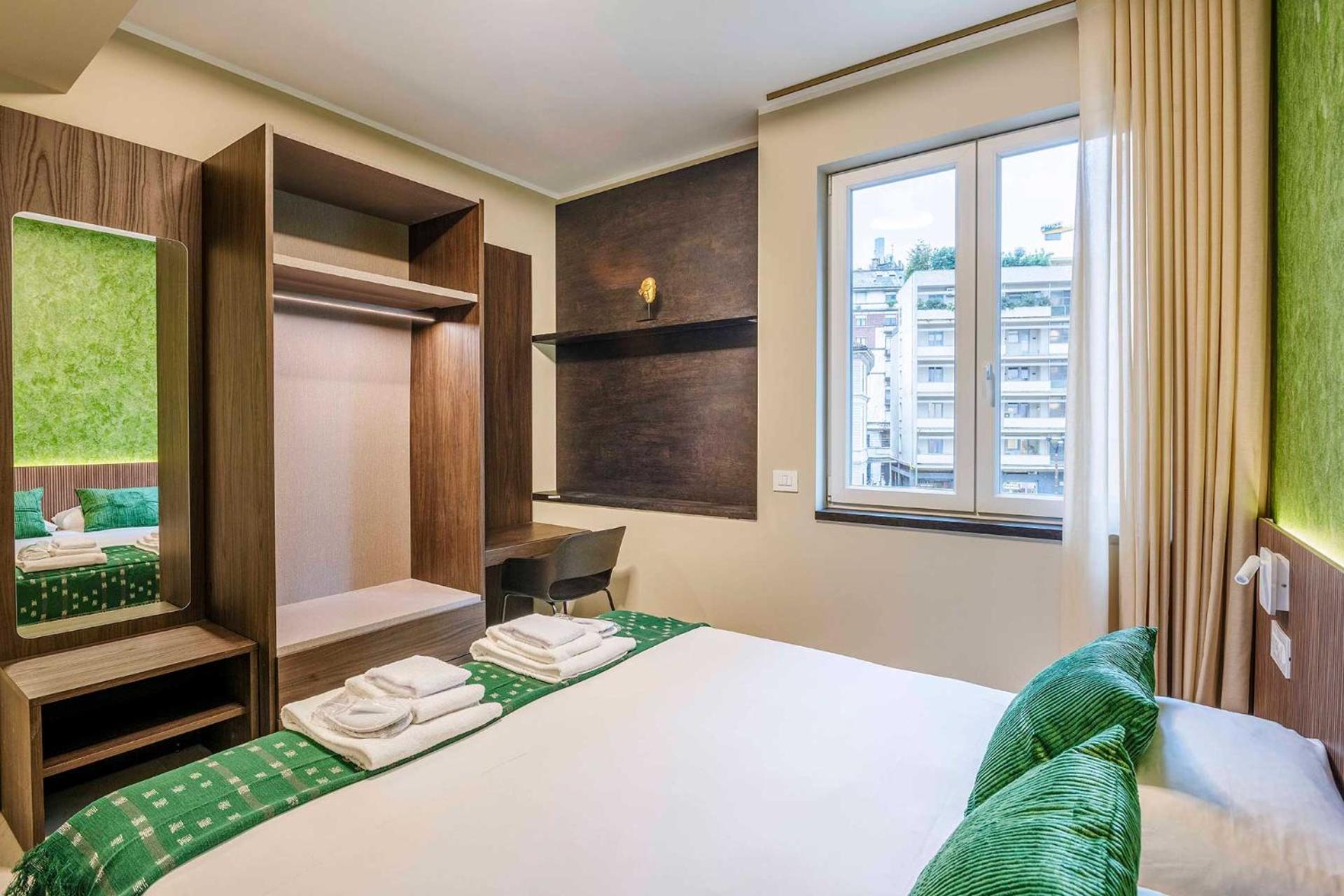 Velasca Tower Apartments Milan Exterior photo